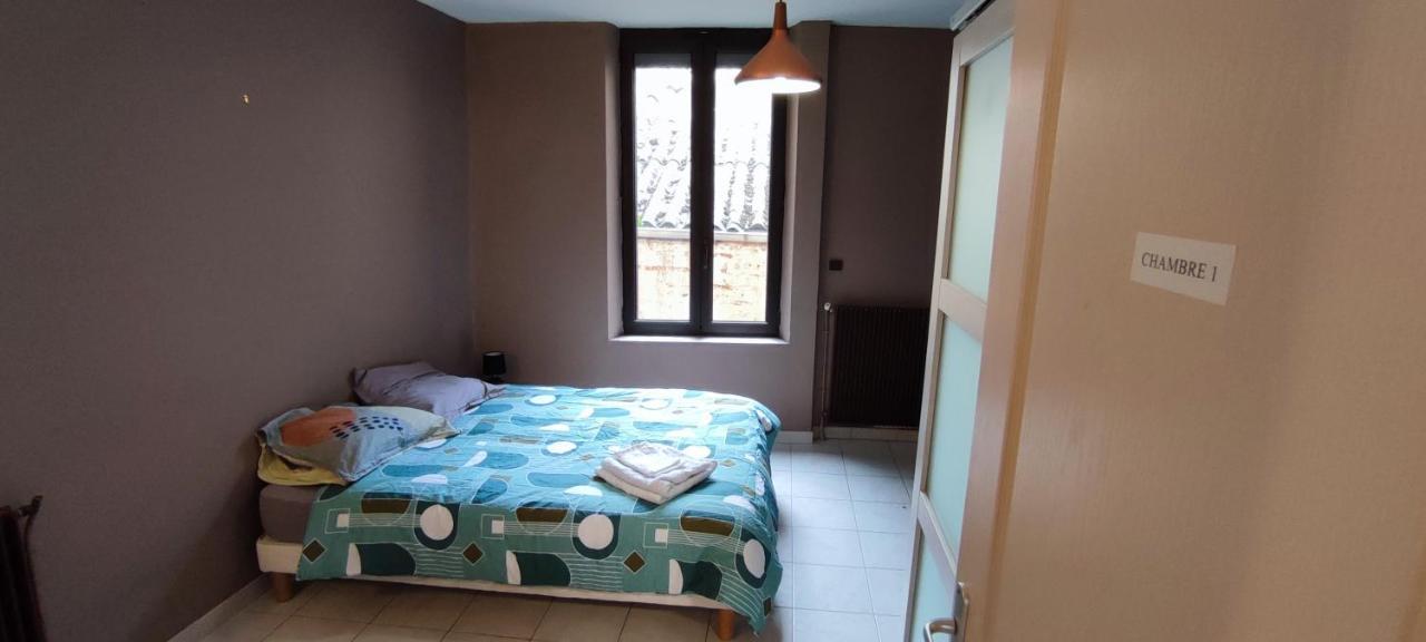 Appartement au cœur de ville à 2 mins de la gare Agen Extérieur photo