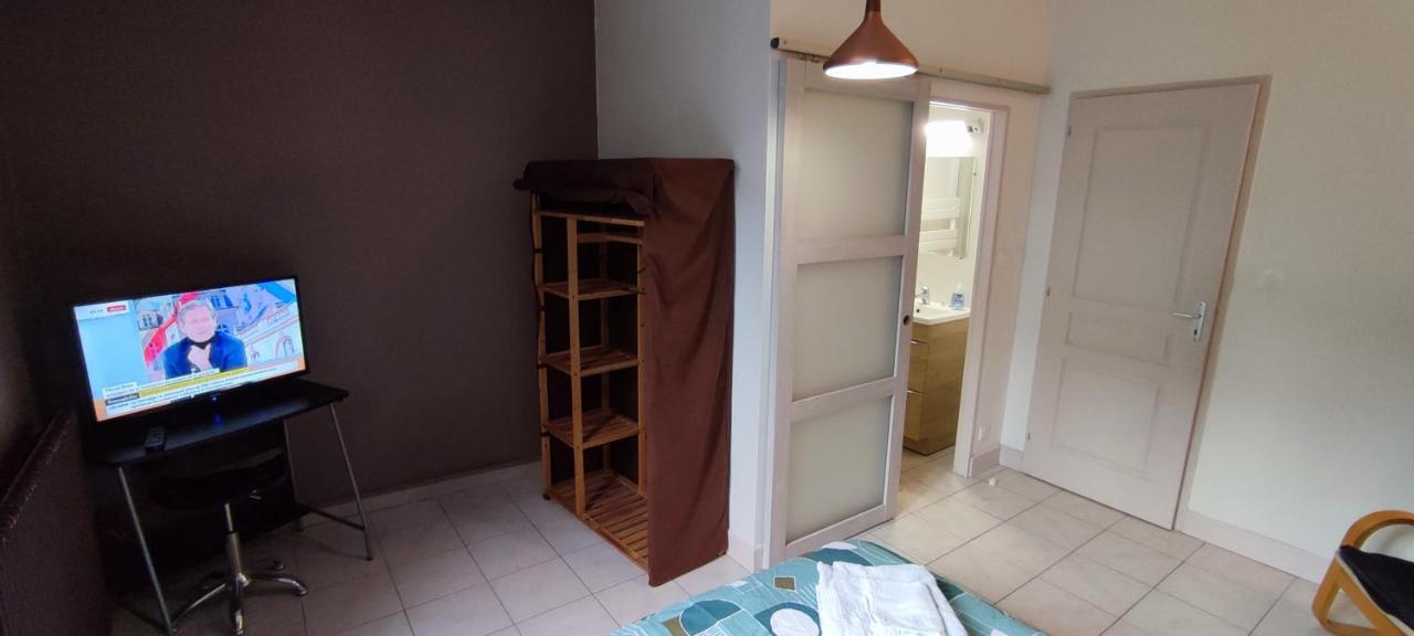 Appartement au cœur de ville à 2 mins de la gare Agen Extérieur photo